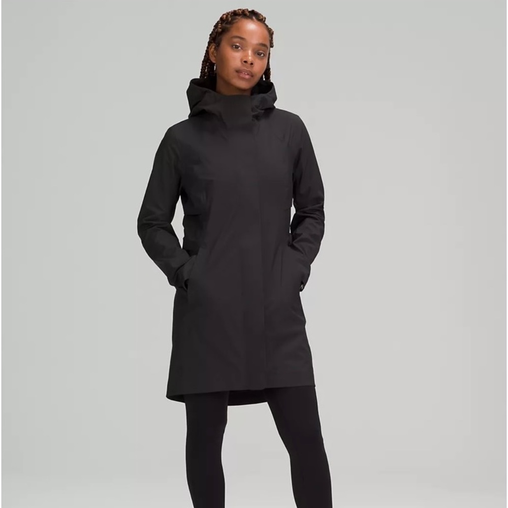 lululemon athletica Black Hooded Waterproof Rain Trench size 8